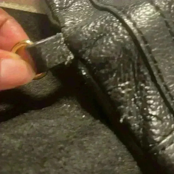 Tory Burch Shoulder Bag - Picture 10 of 15